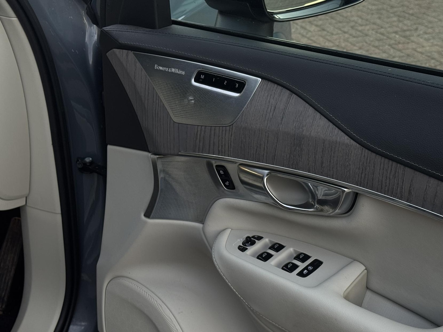 Used Volvo XC90 2023 for sale - 77008873: Photo 23