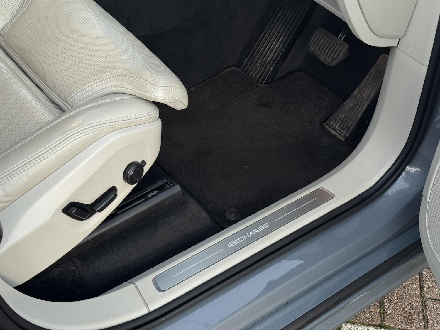 Used Volvo XC90 2023 for sale - 77008873: Photo 24