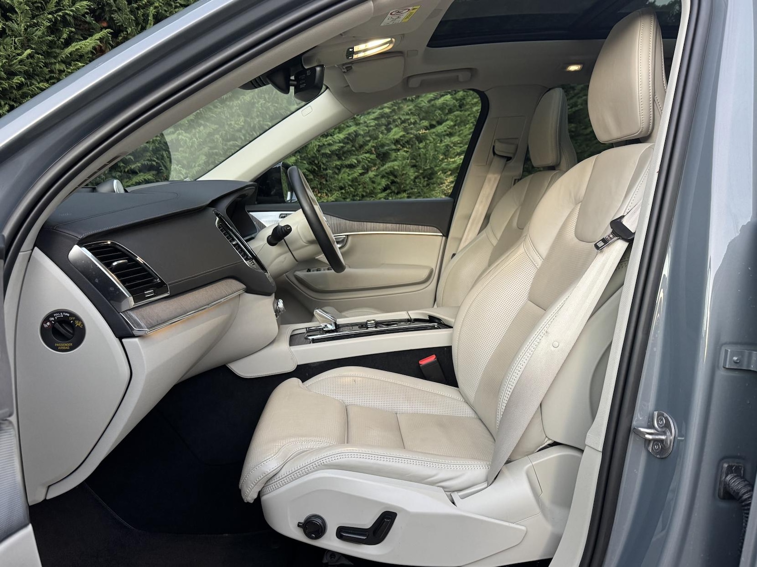 Used Volvo XC90 2023 for sale - 77008873: Photo 42