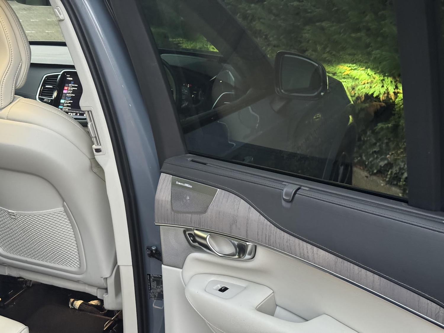 Used Volvo XC90 2023 for sale - 77008873: Photo 60