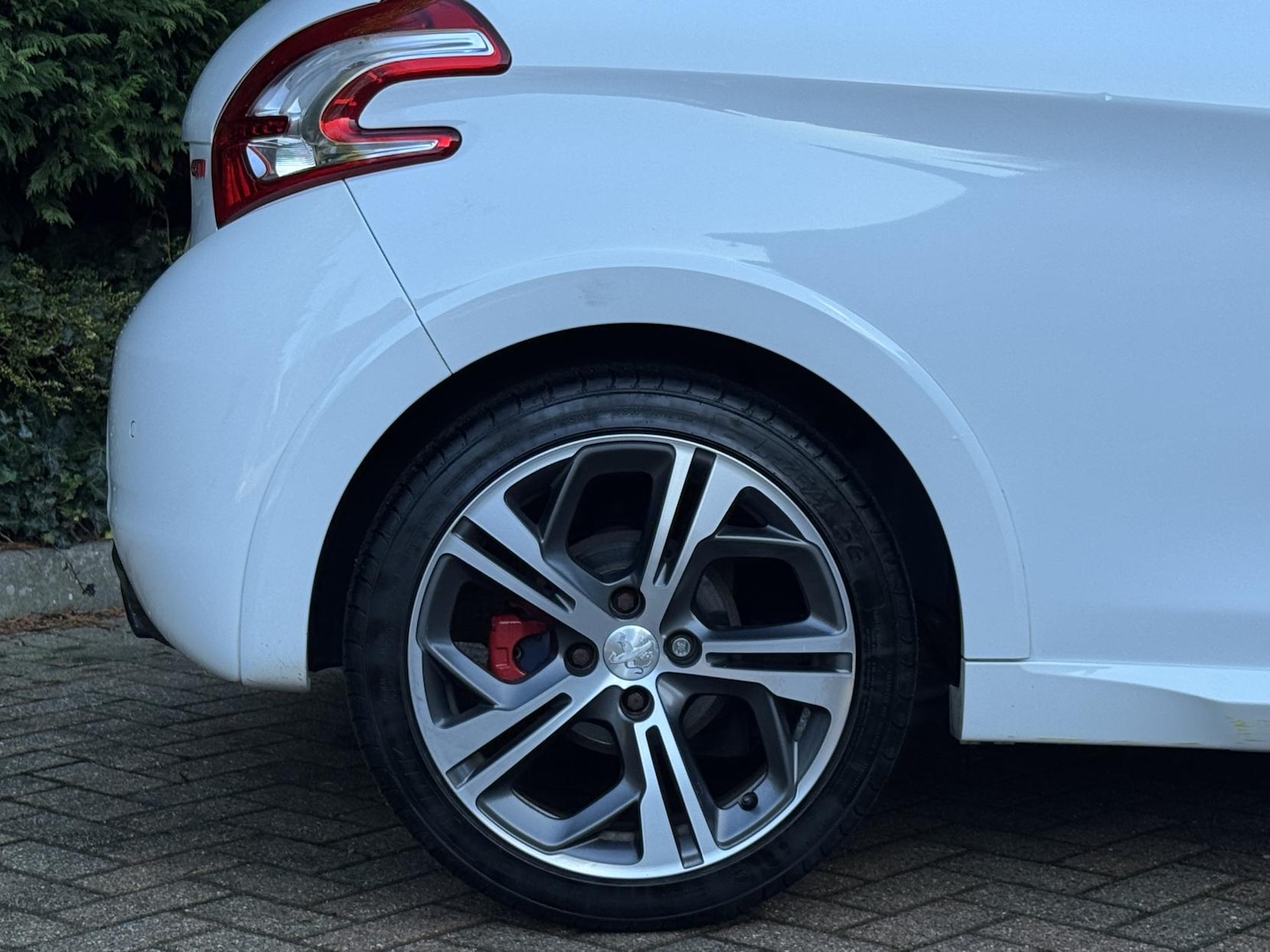 Used Peugeot 208 2015 for sale - 77248156: Photo 13