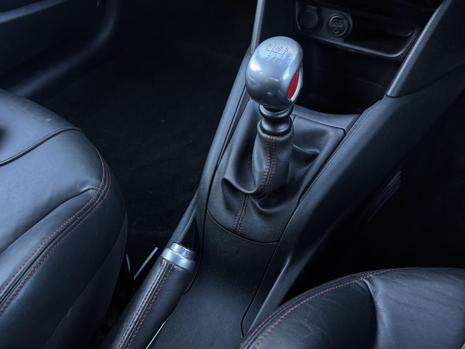 Used Peugeot 208 2015 for sale - 77248156: Photo 27