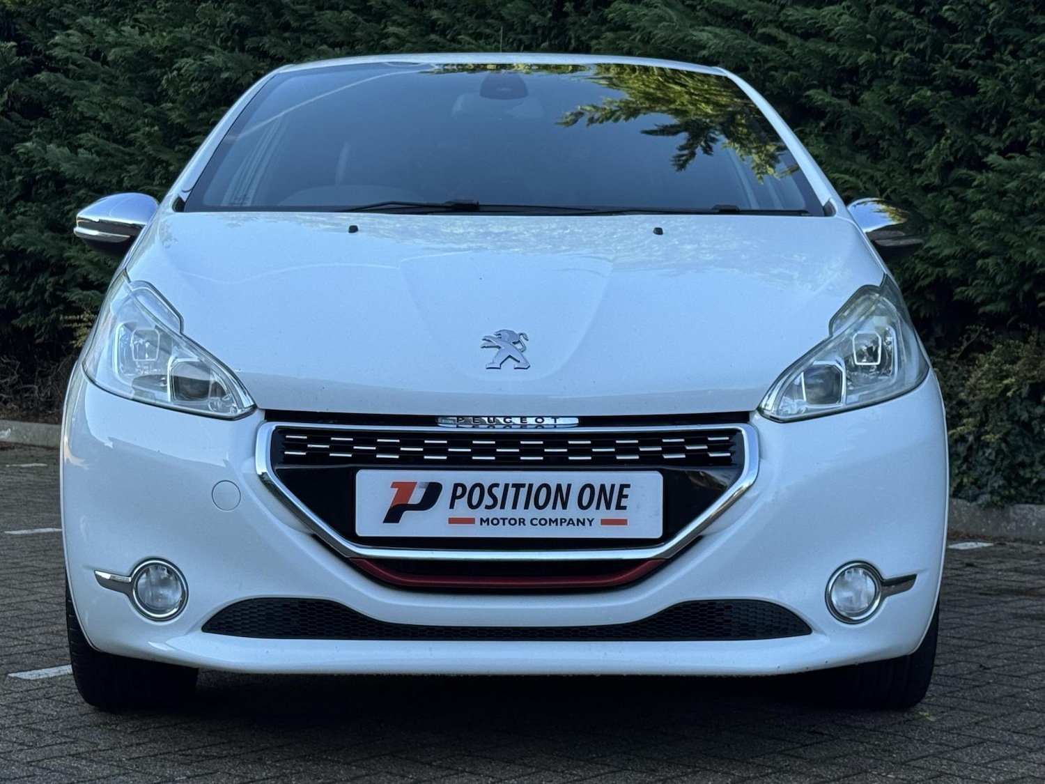 Used Peugeot 208 2015 for sale - 77248156: Photo 3
