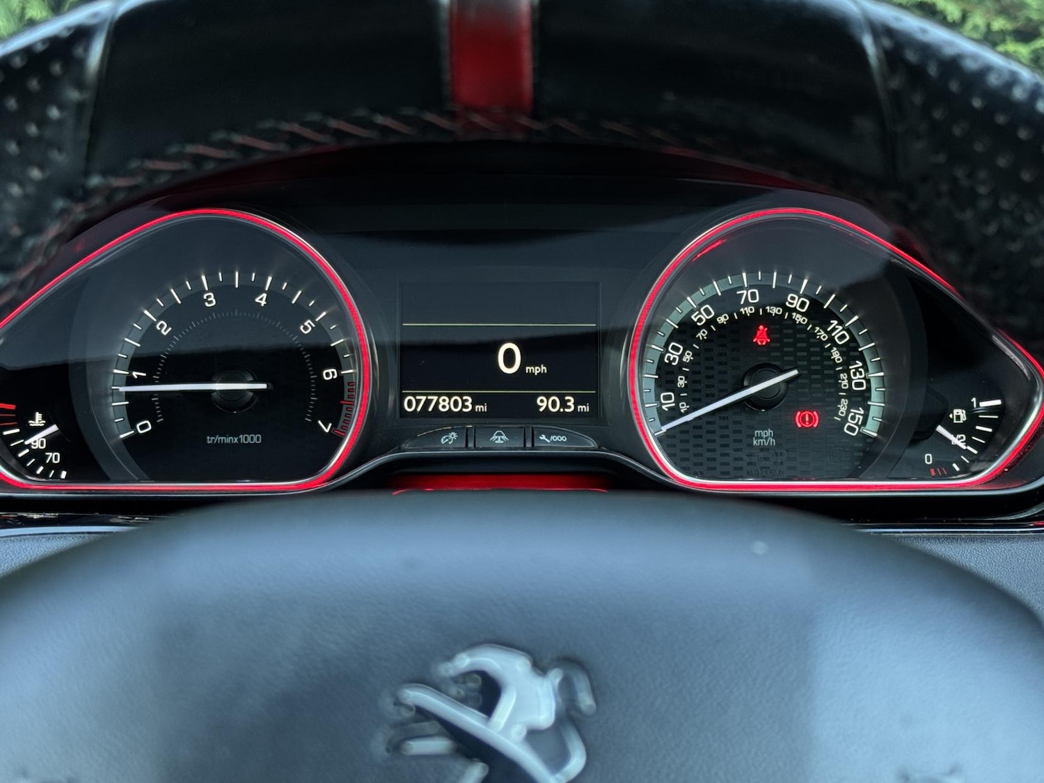 Used Peugeot 208 2015 for sale - 77248156: Photo 31