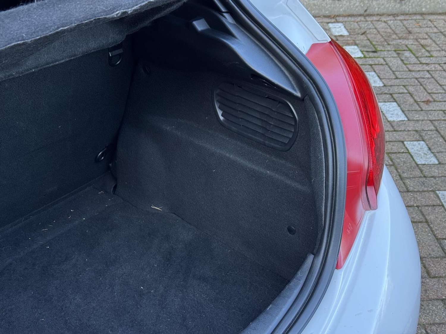 Used Peugeot 208 2015 for sale - 77248156: Photo 59