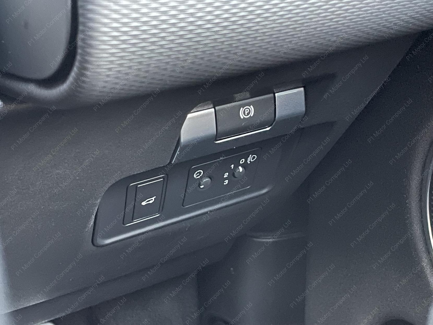 Used Land Rover Discovery Sport 2020 for sale - 76146828: Photo 42