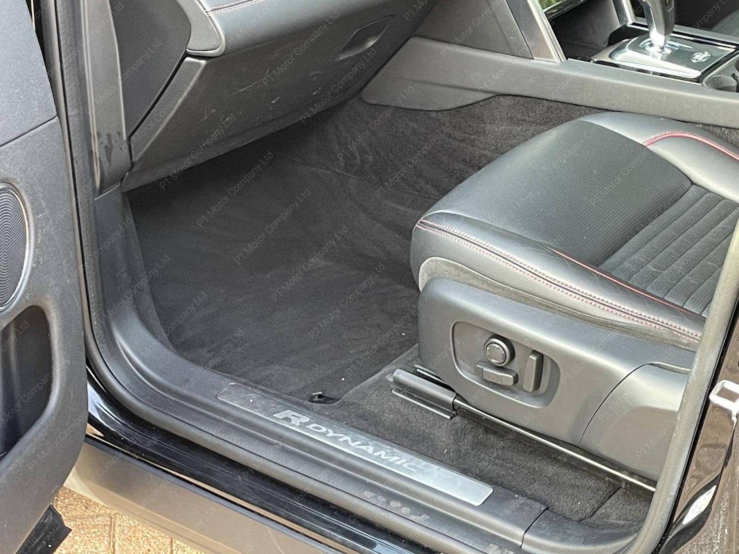 Used Land Rover Discovery Sport 2020 for sale - 76146828: Photo 46