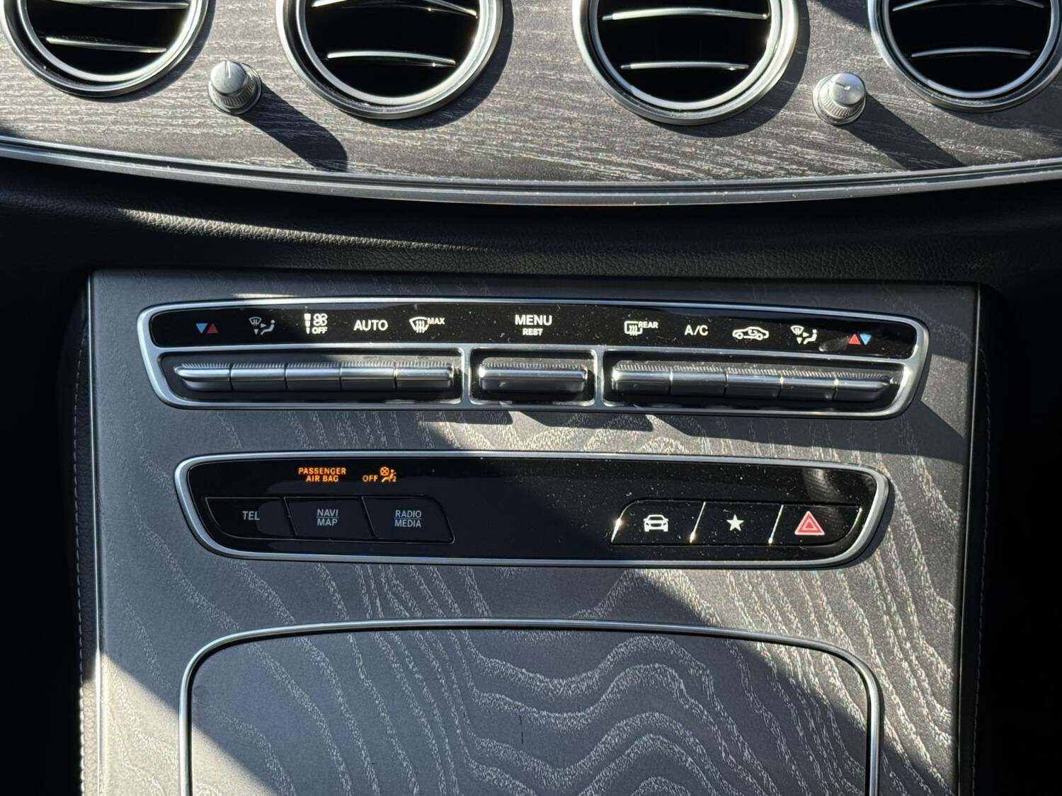 Used Mercedes-Benz E Class 2021 for sale - 76018385: Photo 32