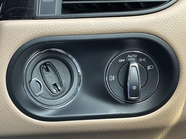 Used Porsche Macan 2019 for sale - 75562637: Photo 37