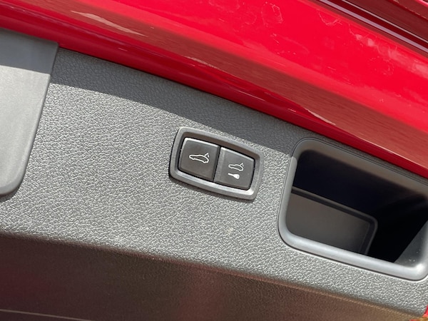 Used Porsche Macan 2019 for sale - 75562637: Photo 64