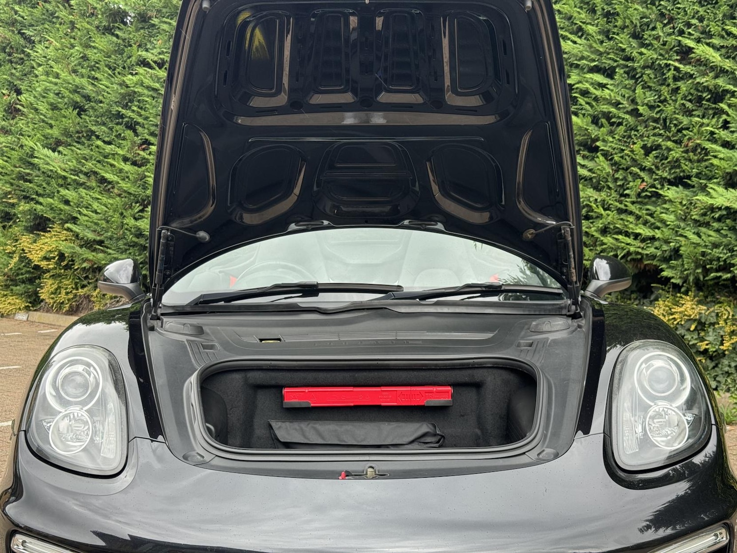 Vehicle 76