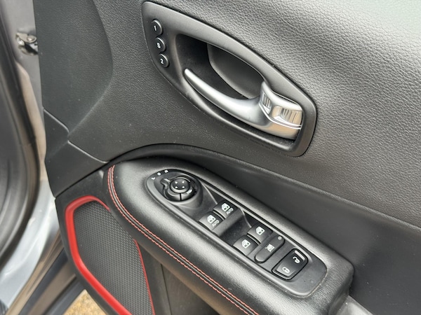 Used Jeep Compass 2020 for sale - 76222970: Photo 26