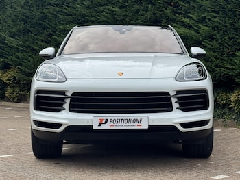 Used Porsche Cayenne 2023 for sale - 75362739: Photo
