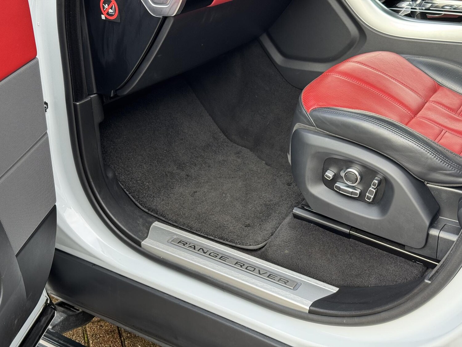 Used Land Rover Range Rover Sport 2016 for sale - 77495146: Photo 39