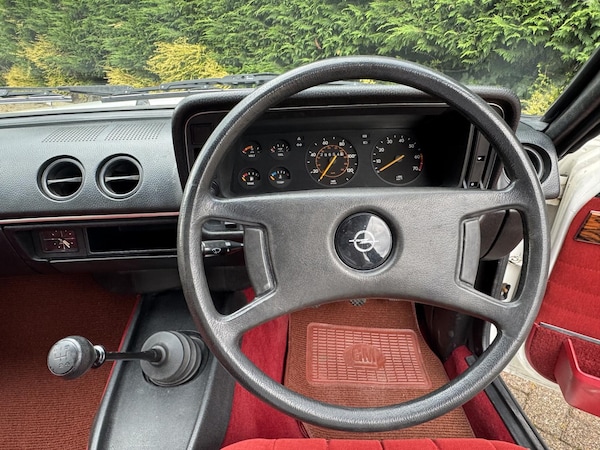 Used Opel Manta 1977 for sale - 74886854: Photo 35