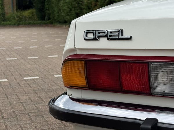Used Opel Manta 1977 for sale - 74886854: Photo 66