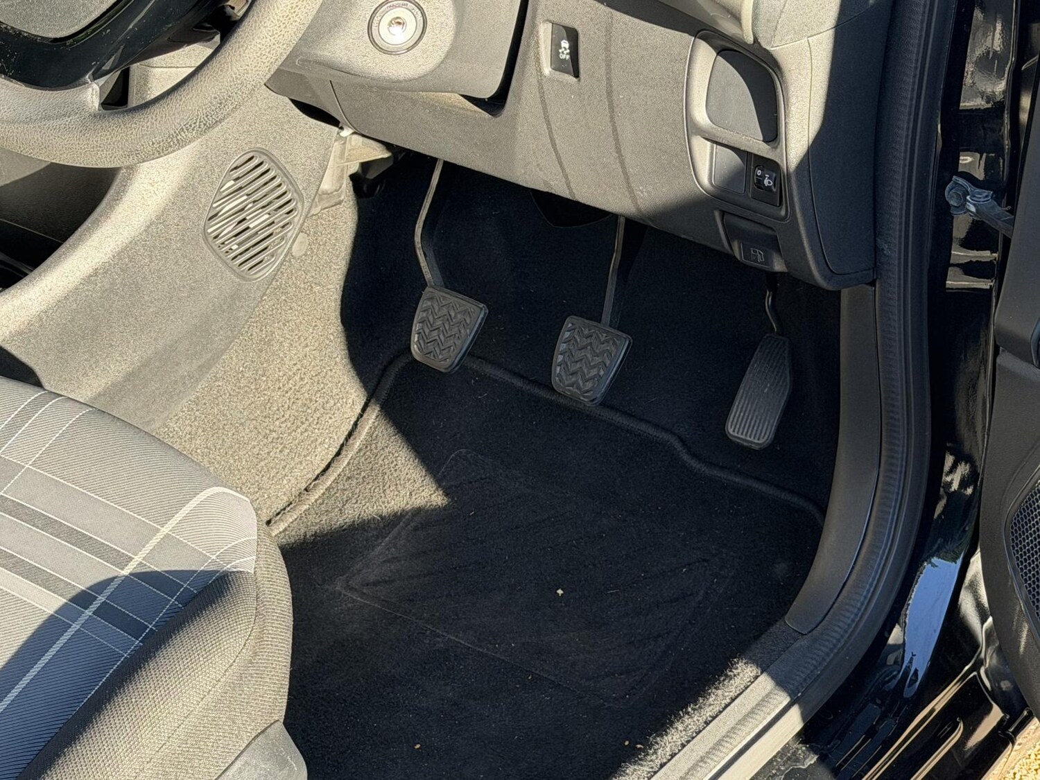 Used Peugeot 108 2016 for sale - 76377156: Photo 23