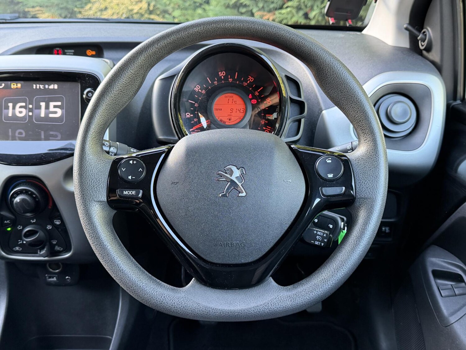 Used Peugeot 108 2016 for sale - 76377156: Photo 32