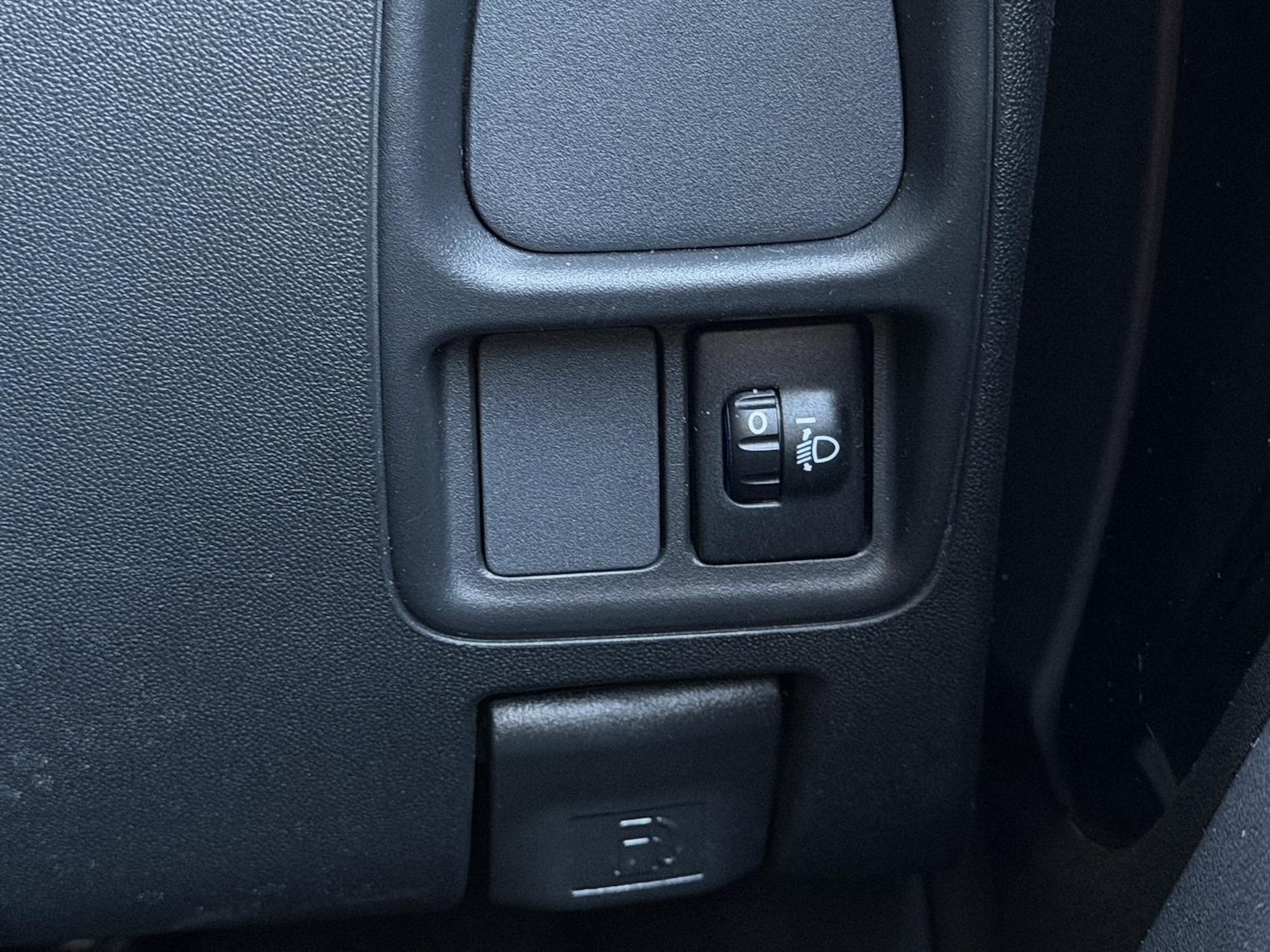 Used Peugeot 108 2016 for sale - 76377156: Photo 34