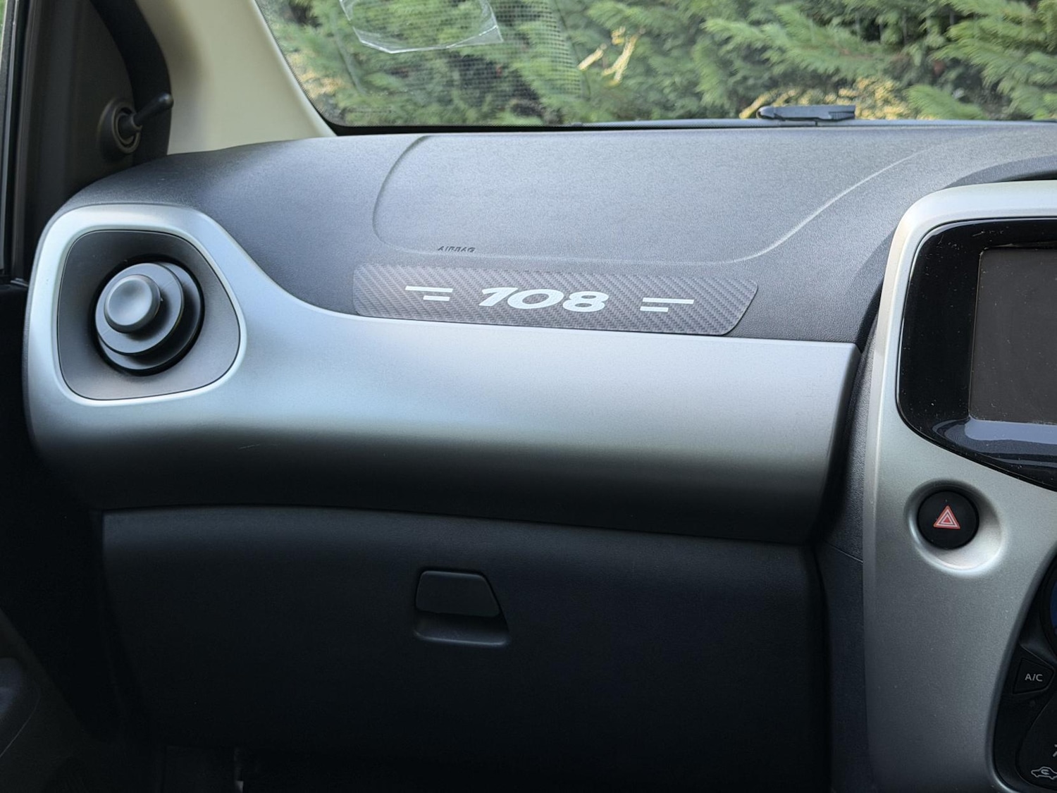 Used Peugeot 108 2016 for sale - 76377156: Photo 41