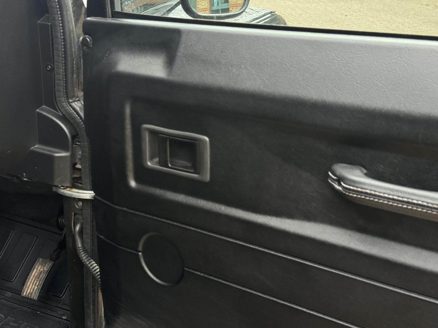 Used Land Rover Defender 2009 for sale - 77906983: Photo 25