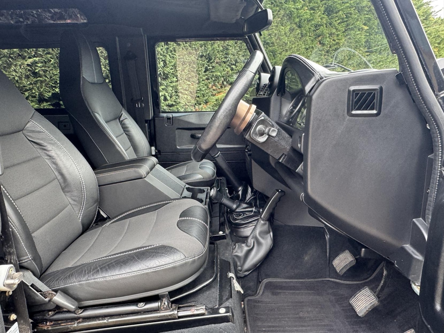 Used Land Rover Defender 2009 for sale - 77906983: Photo 27