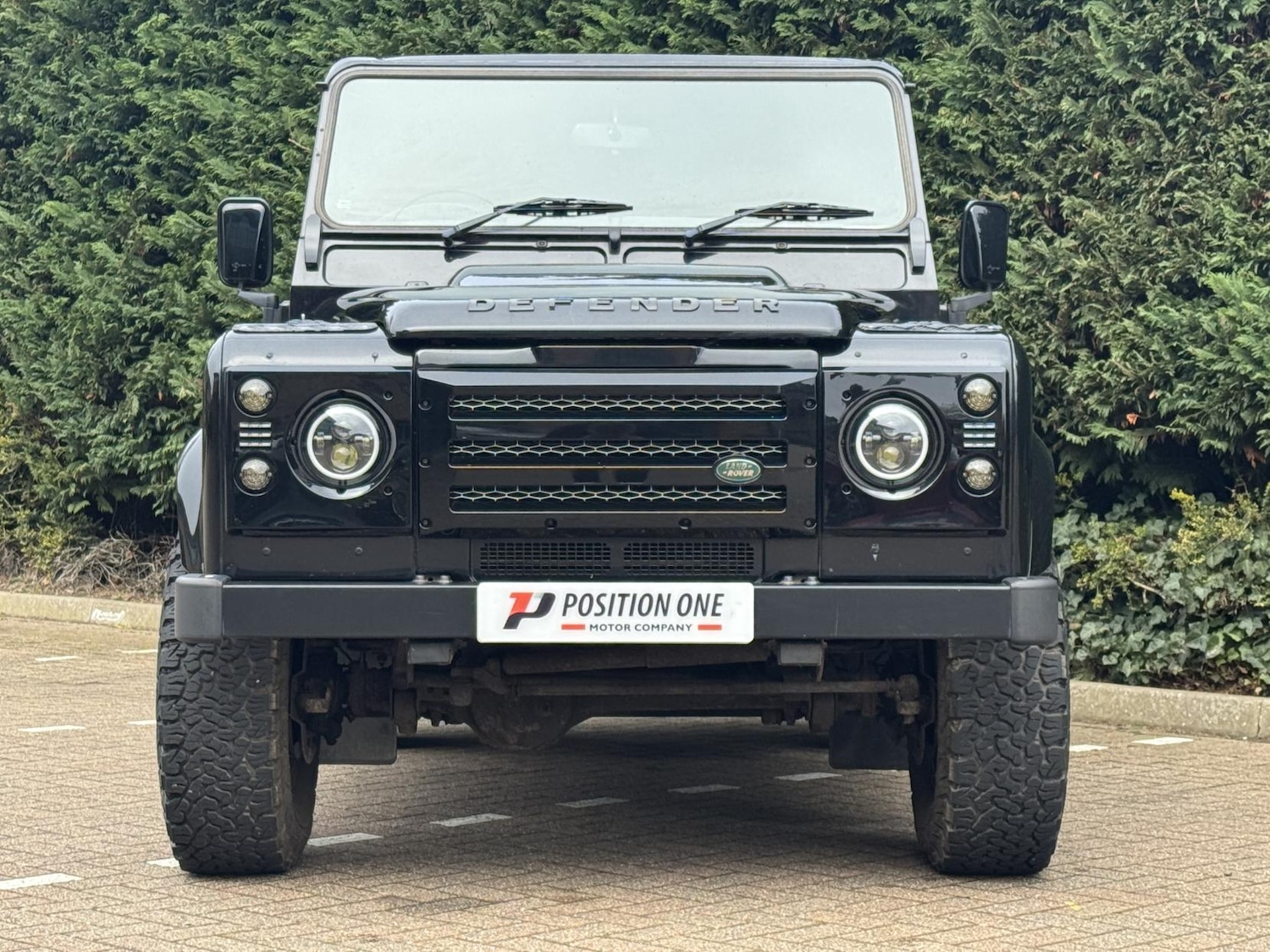 Used Land Rover Defender 2009 for sale - 77906983: Photo 3