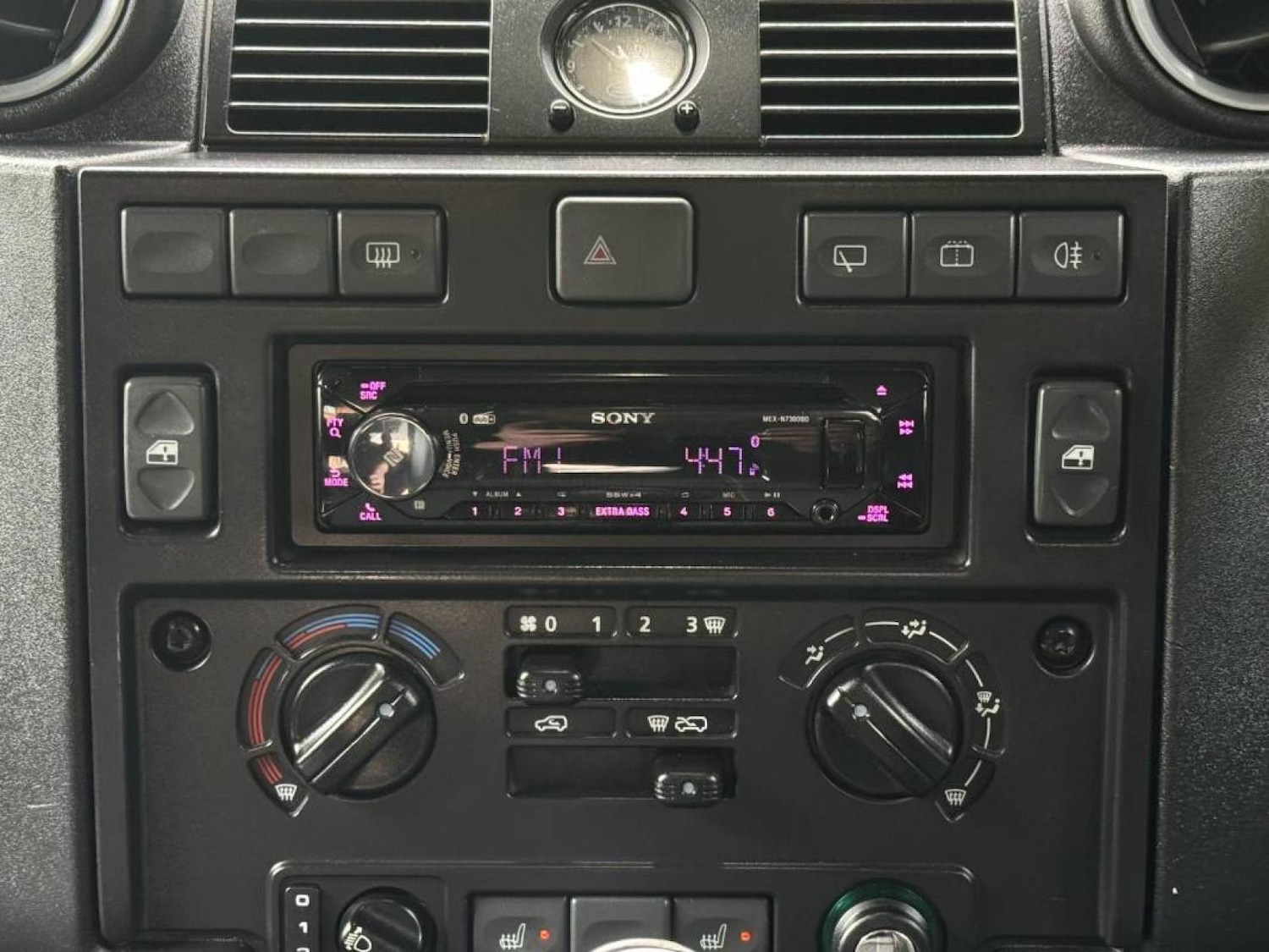 Used Land Rover Defender 2009 for sale - 77906983: Photo 31