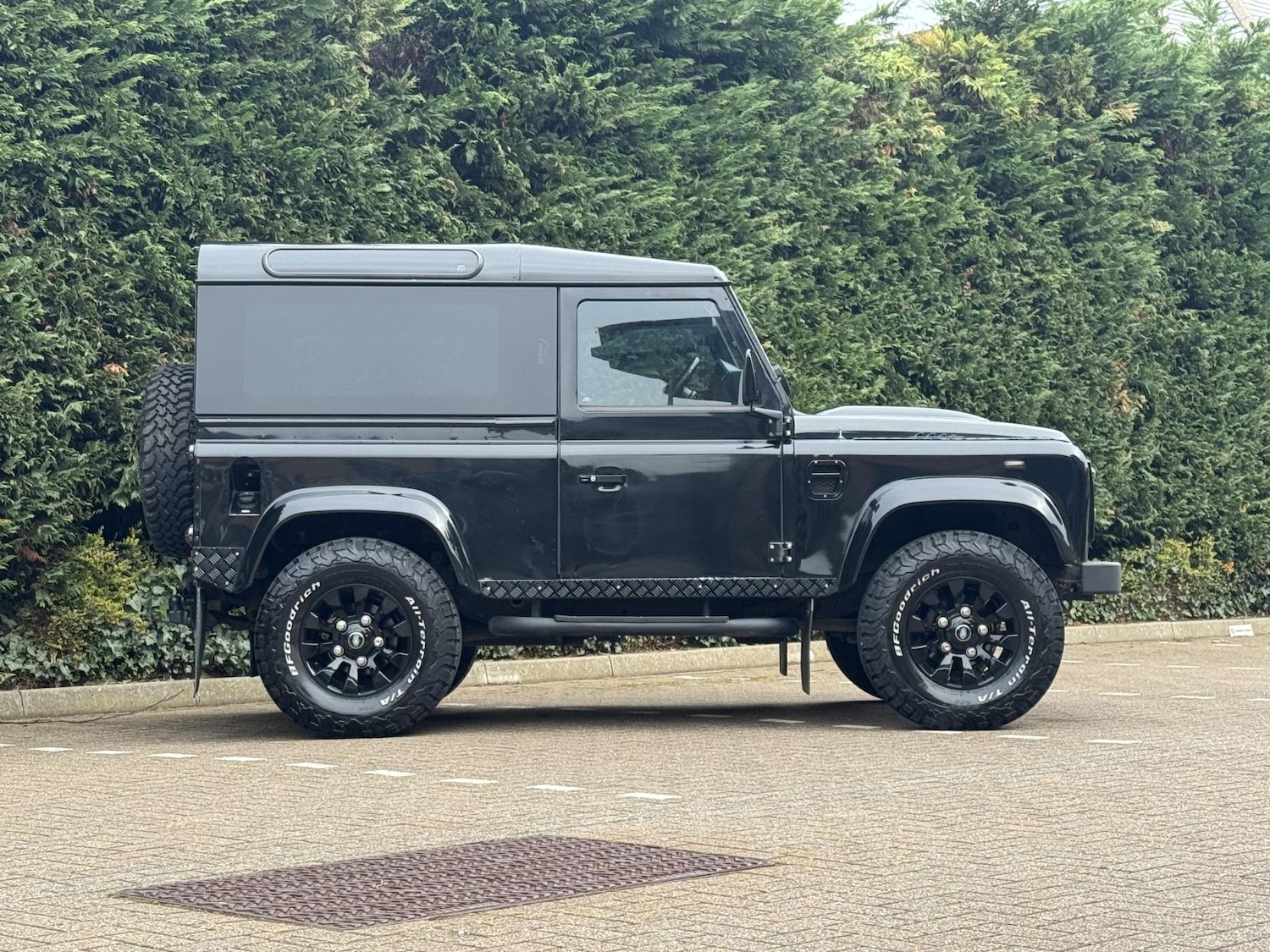 Used Land Rover Defender 2009 for sale - 77906983: Photo 9