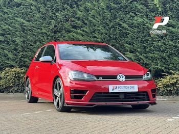 Used Volkswagen Golf 2015 for sale - 76059175: Photo