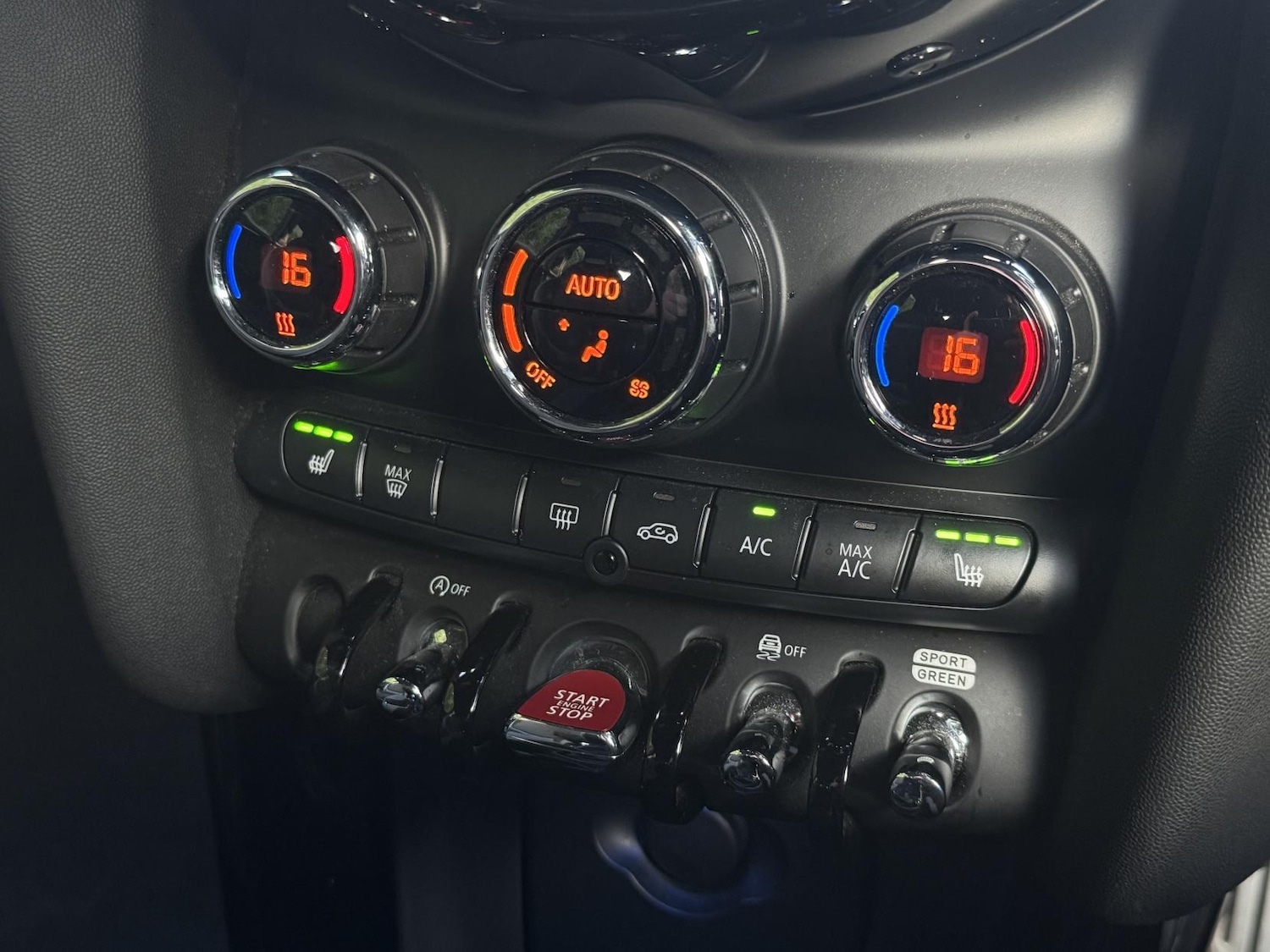 Used MINI Hatch 2021 for sale - 77312474: Photo 13