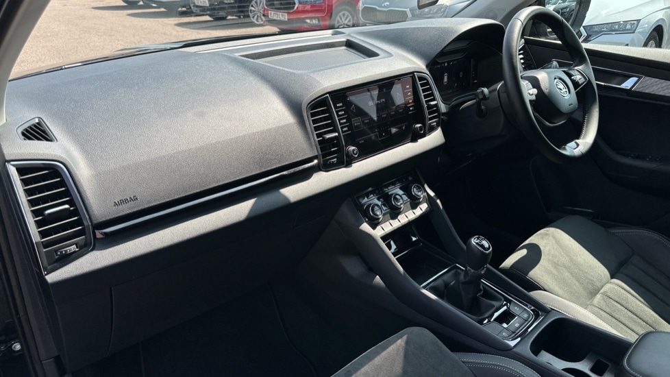 Used Skoda Karoq 2024 for sale - 76438012: Photo 2