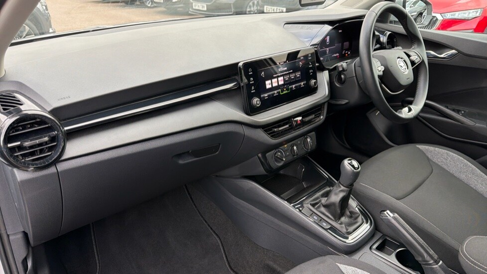 Used Skoda Fabia 2024 for sale - 76217123: Photo 2