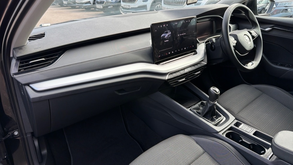 Used Skoda Octavia 2024 for sale - 76871555: Photo 2