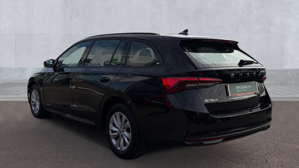 Used Skoda Octavia 2024 for sale - 76871555: Photo 3