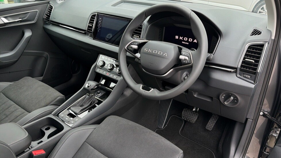 Used Skoda Karoq 2025 for sale - 77031335: Photo 6