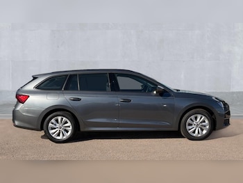 Used Skoda Octavia 2024 for sale - 75921828: Photo
