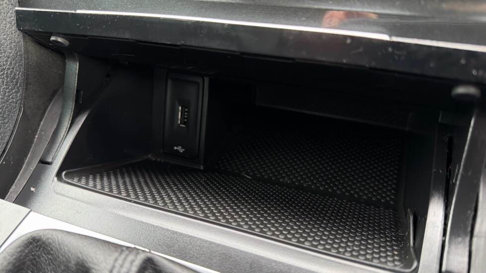 Used Volkswagen Golf 2019 for sale - 76874610: Photo 29