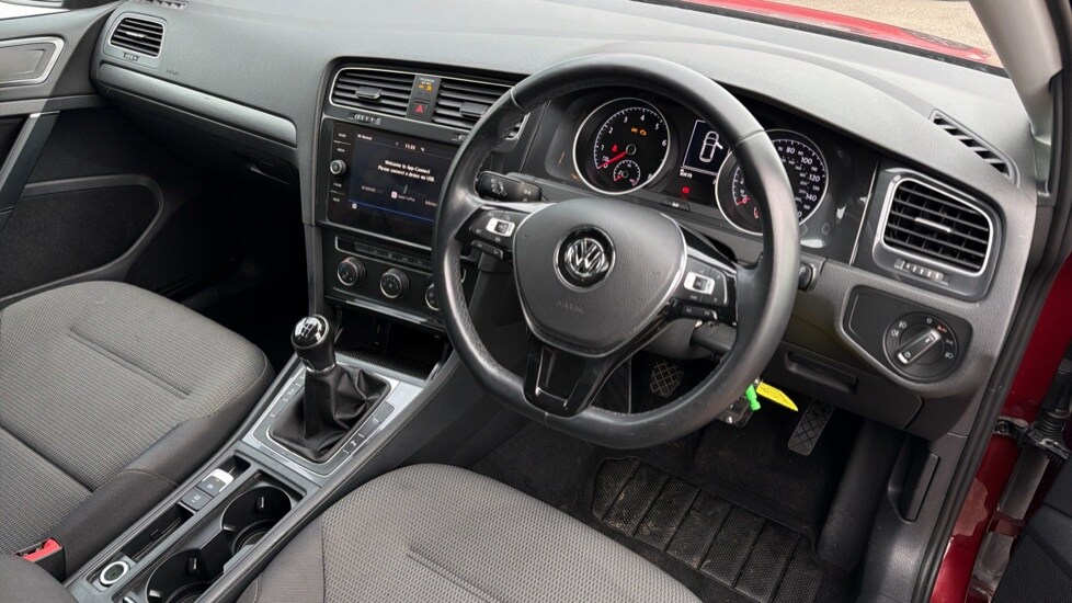 Used Volkswagen Golf 2019 for sale - 76874610: Photo 9