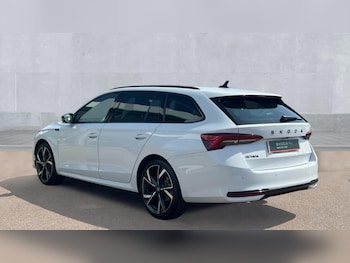 Used Skoda Octavia 2025 for sale - 75618502: Photo