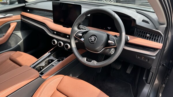 Used Skoda Superb 2024 for sale - 75584234: Photo 6