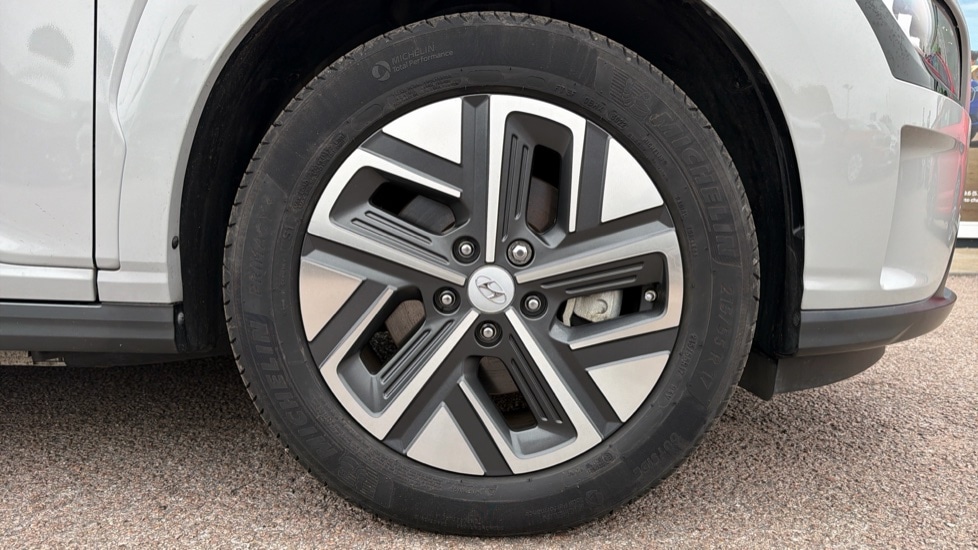 Used Hyundai KONA 2023 for sale - 76124306: Photo 20