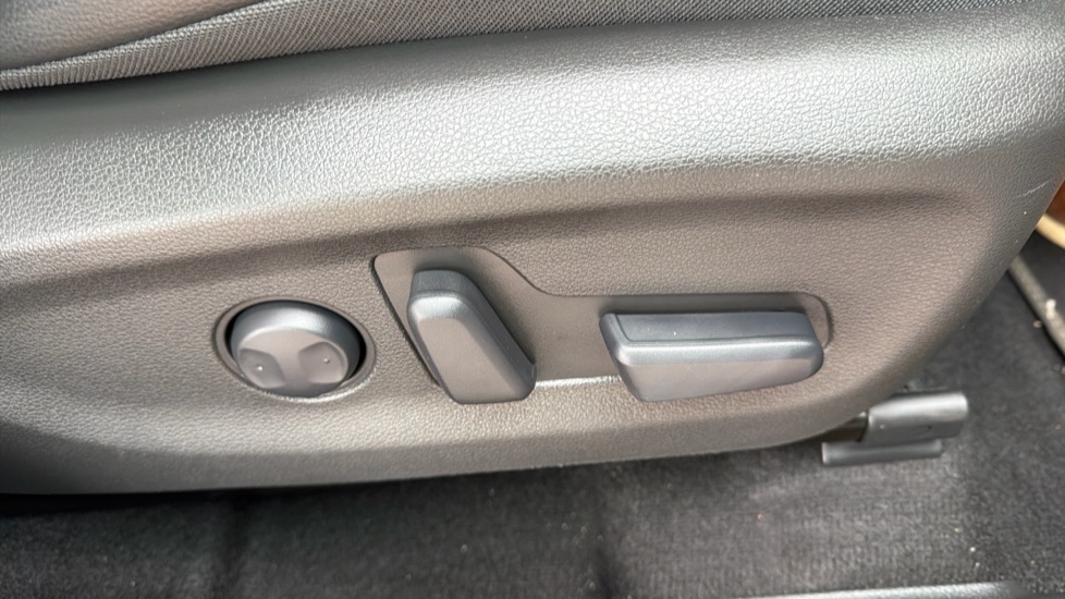 Used Hyundai KONA 2023 for sale - 76124306: Photo 32