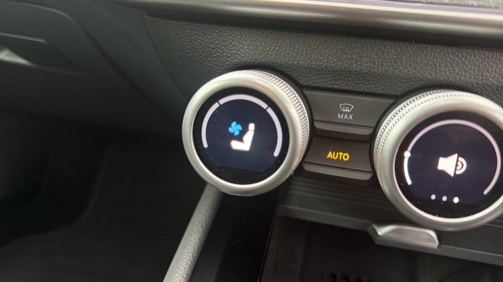 Used Skoda Superb 2024 for sale - 76871031: Photo 32