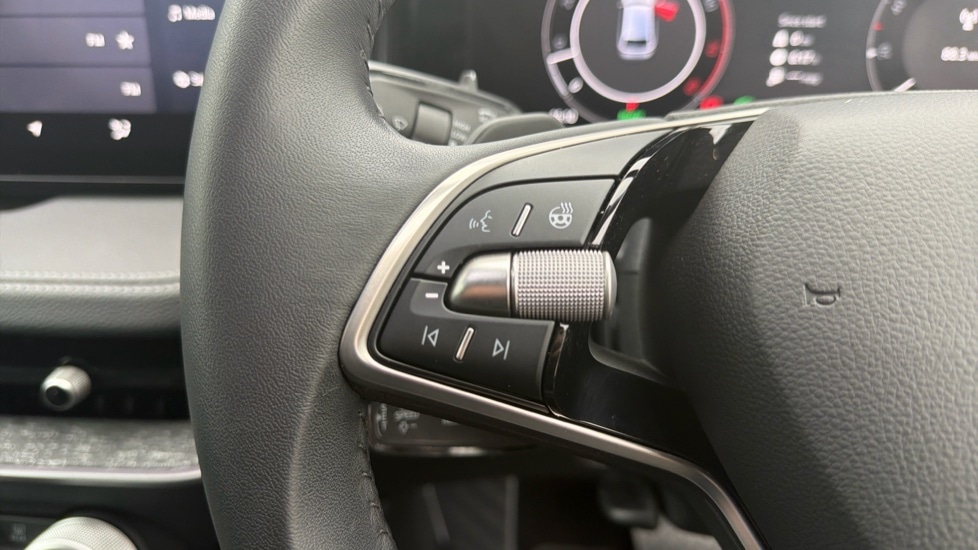 Used Skoda Superb 2024 for sale - 76871031: Photo 34