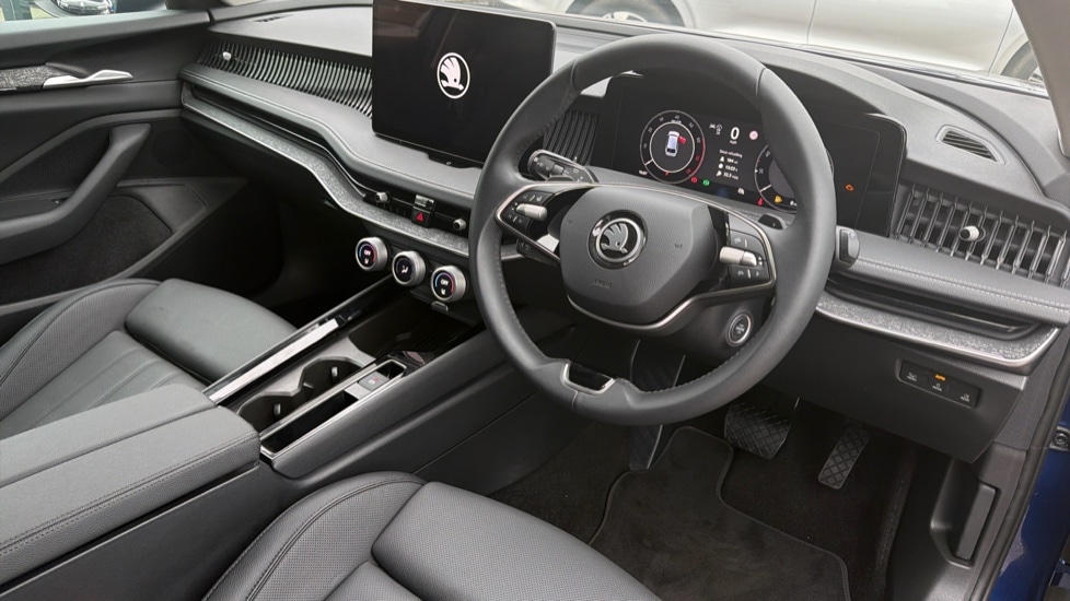 Used Skoda Superb 2024 for sale - 76871031: Photo 6