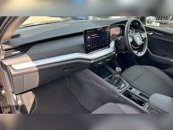 Used Skoda Octavia 2024 for sale - 75480981: Photo