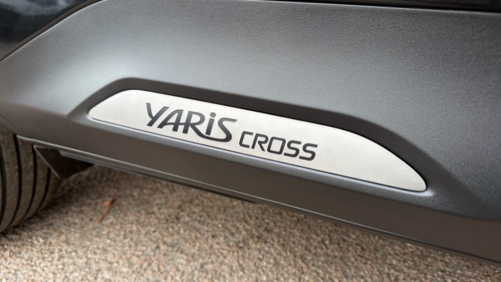 Used Toyota Yaris Cross 2023 for sale - 76881829: Photo 31