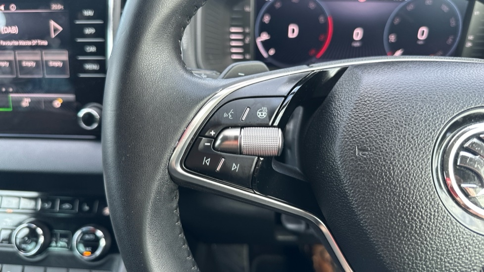 Used Skoda Karoq 2024 for sale - 76172278: Photo 34