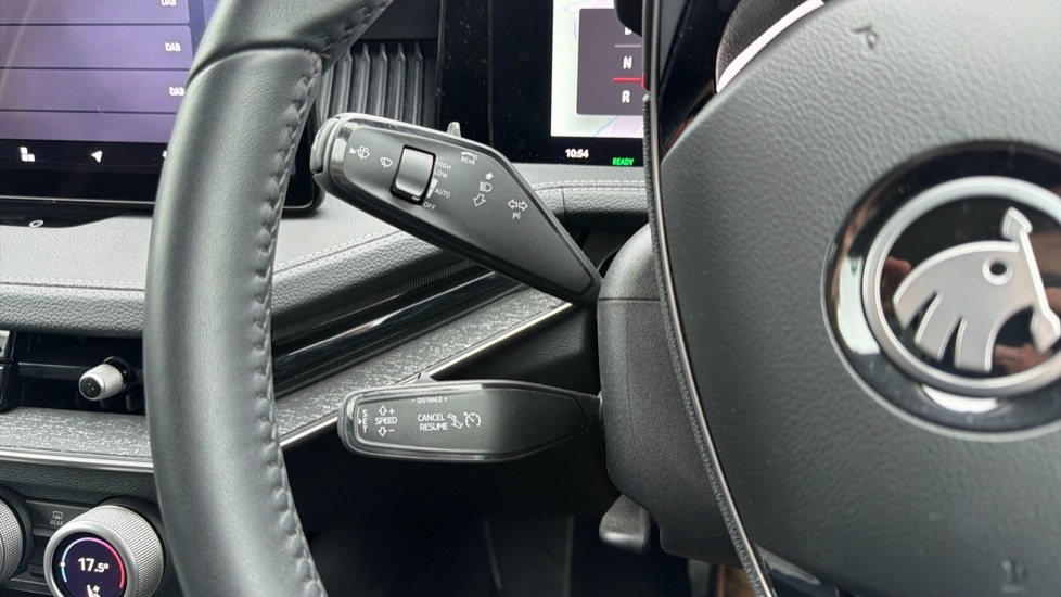 Used Skoda Superb 2024 for sale - 76217125: Photo 30